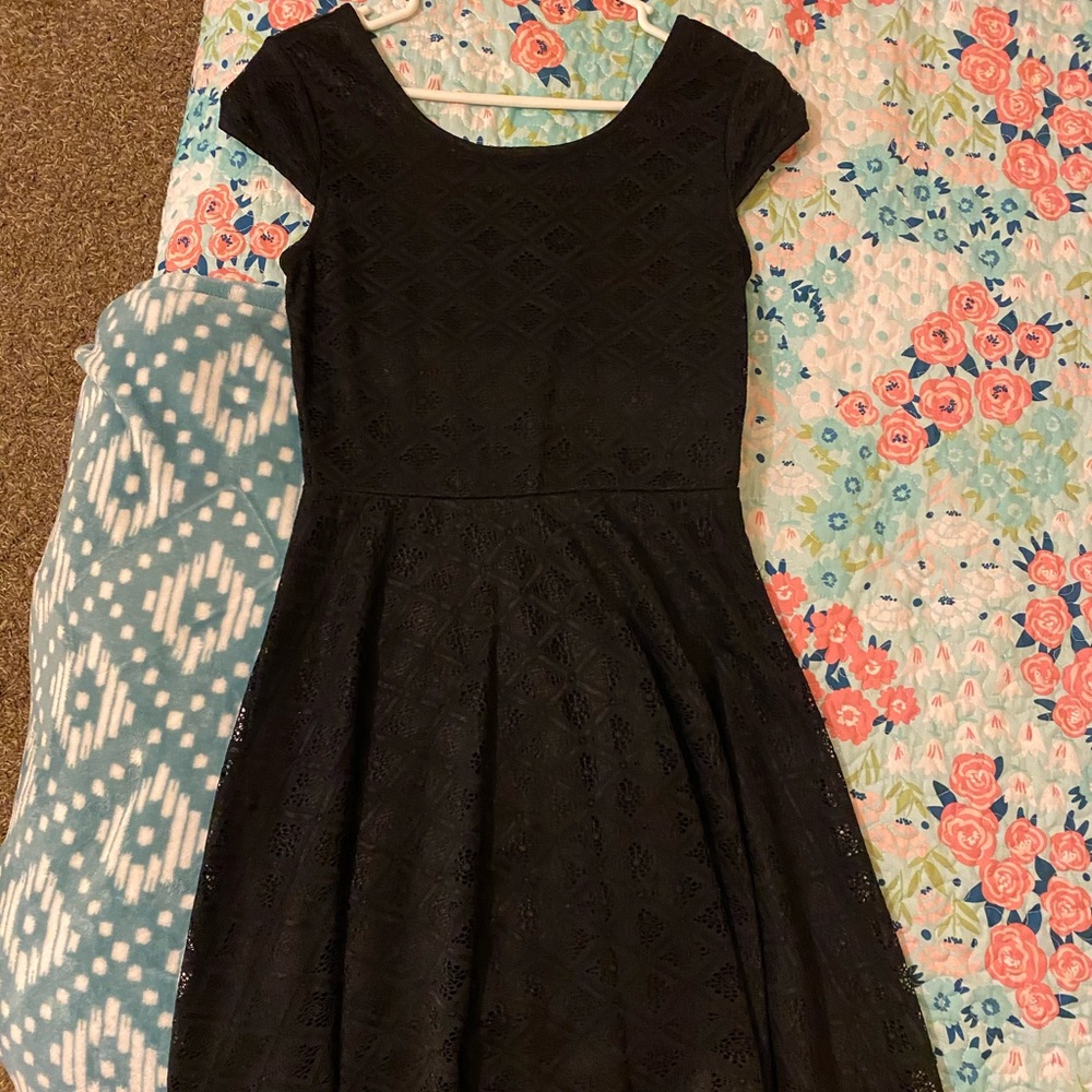 Black short sleeve knee length dress